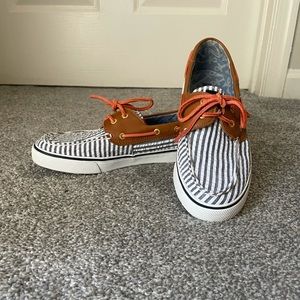 Gently used SPERRY top siders